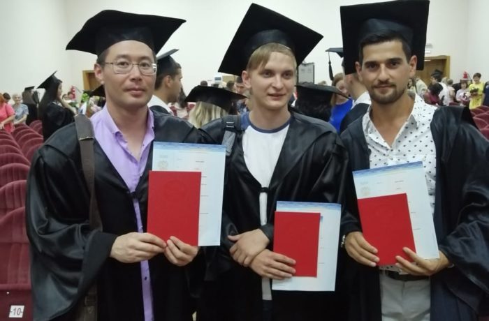 Сотрудники филиала ЦЛАТИ по Астраханской области завершили курс магистратуры с отличием.